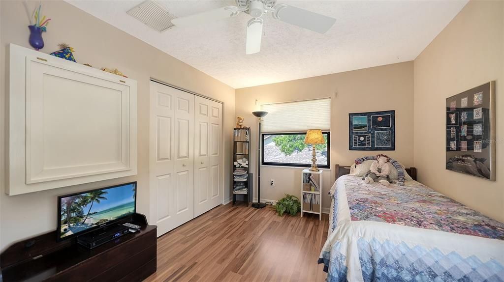 Activo con contrato: $499,500 (3 camas, 2 baños, 2266 Pies cuadrados)