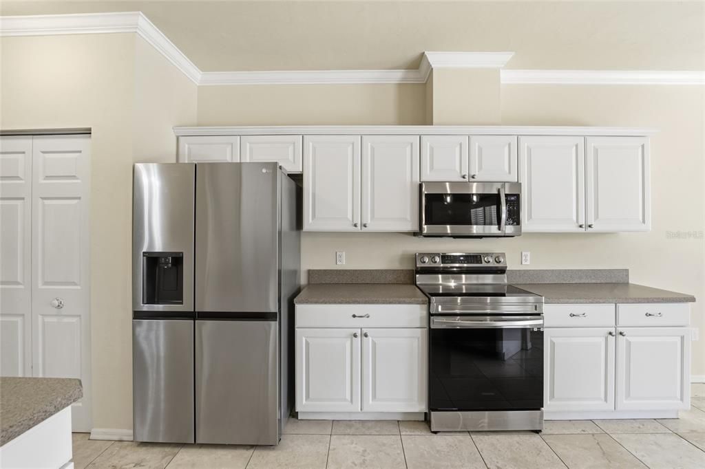 На продажу: $389,000 (3 спален, 2 ванн, 1792 Квадратных фут)