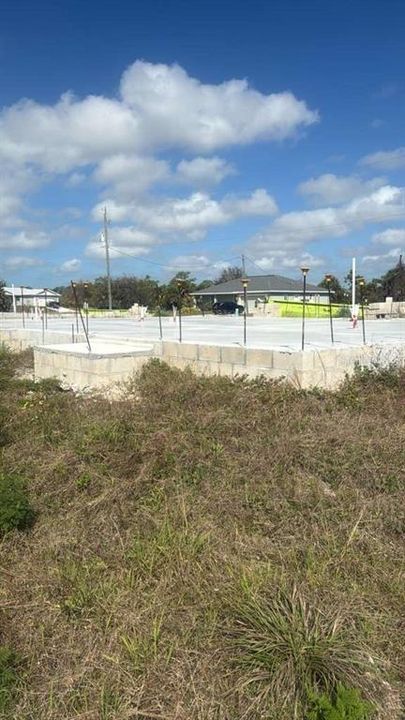 Activo con contrato: $35,000 (0.17 acres)