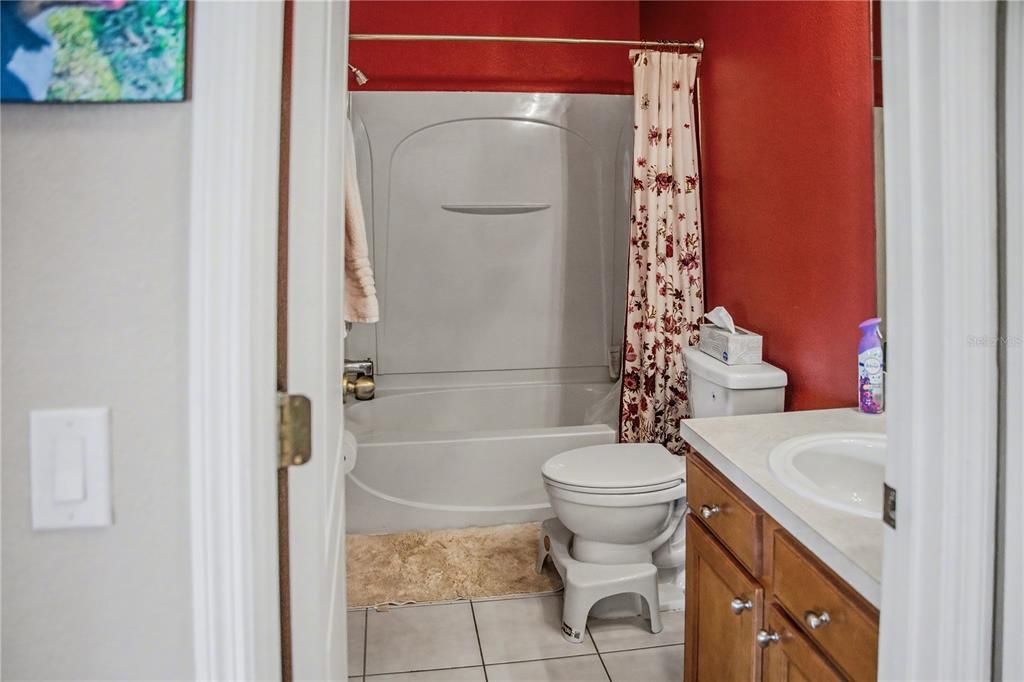 En Venta: $229,500 (2 camas, 2 baños, 1268 Pies cuadrados)