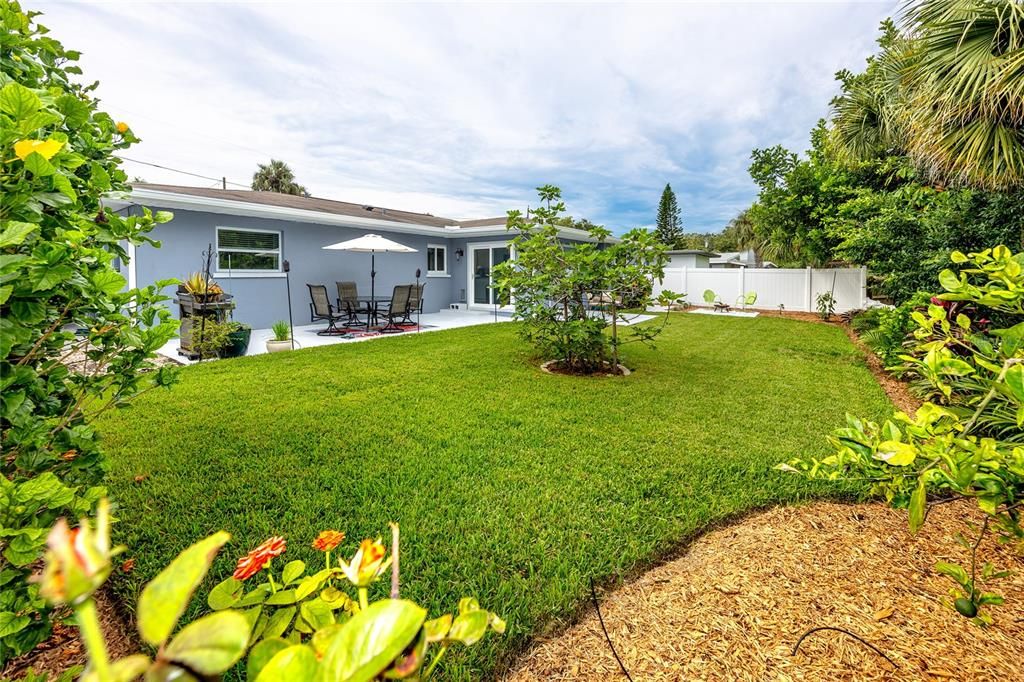 Activo con contrato: $399,900 (3 camas, 2 baños, 1274 Pies cuadrados)