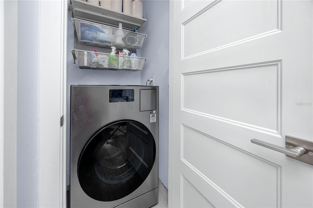 Activo con contrato: $399,900 (3 camas, 2 baños, 1274 Pies cuadrados)