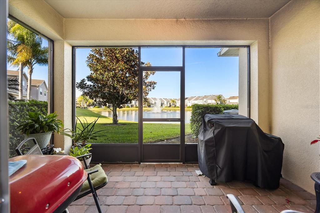 En Venta: $313,900 (3 camas, 2 baños, 1550 Pies cuadrados)