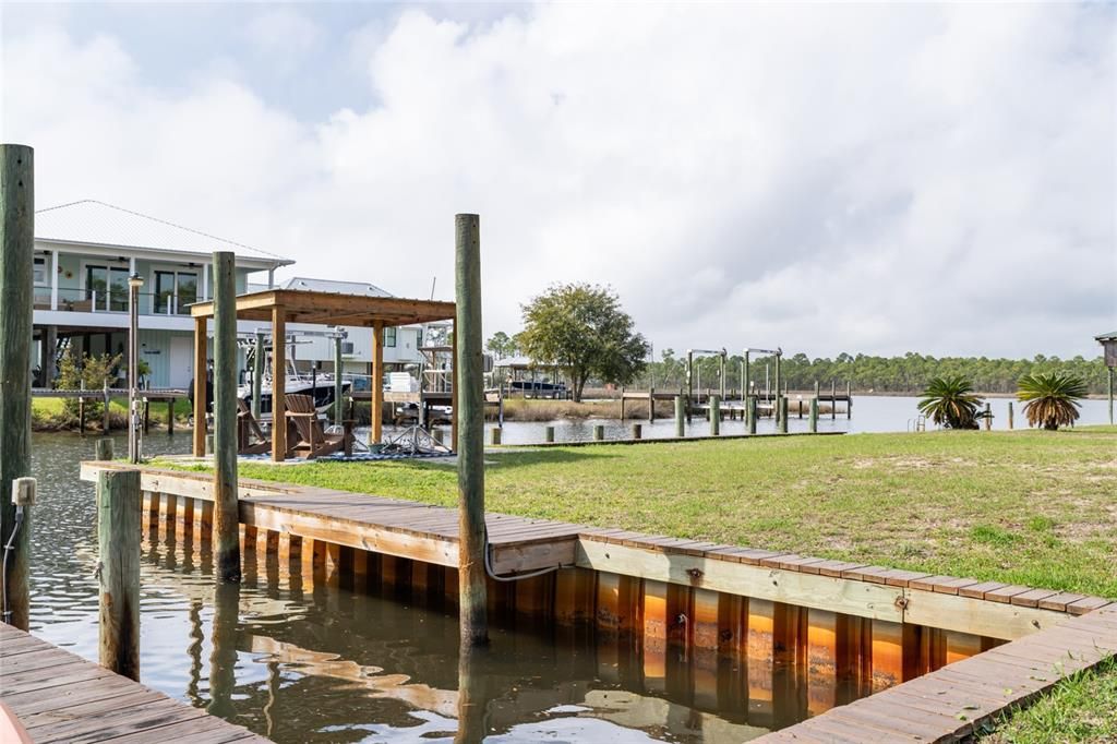 For Sale: $674,900 (1 beds, 1 baths, 864 Square Feet)