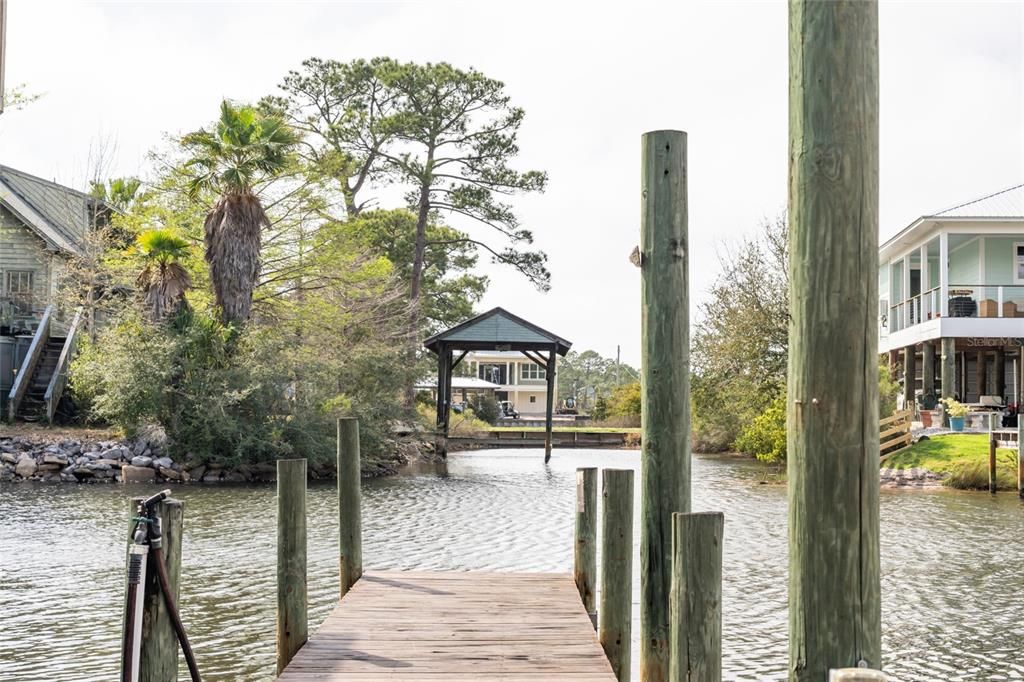 For Sale: $674,900 (1 beds, 1 baths, 864 Square Feet)