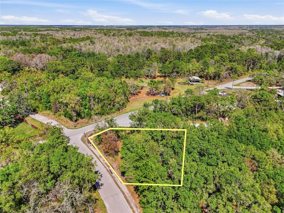 合同活跃: $22,000 (0.28 acres)