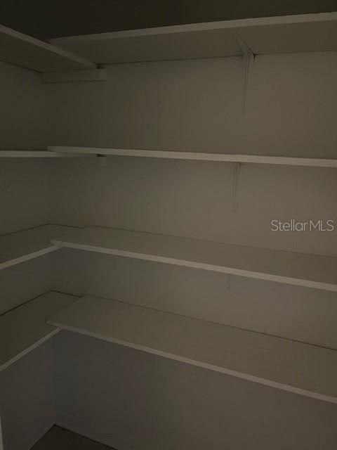 Activo con contrato: $1,899 (2 camas, 1 baños, 1044 Pies cuadrados)
