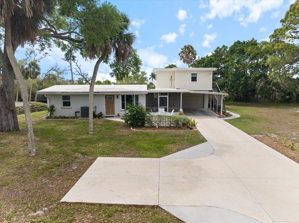 For Sale: $615,000 (3 beds, 1 baths, 1643 Square Feet)