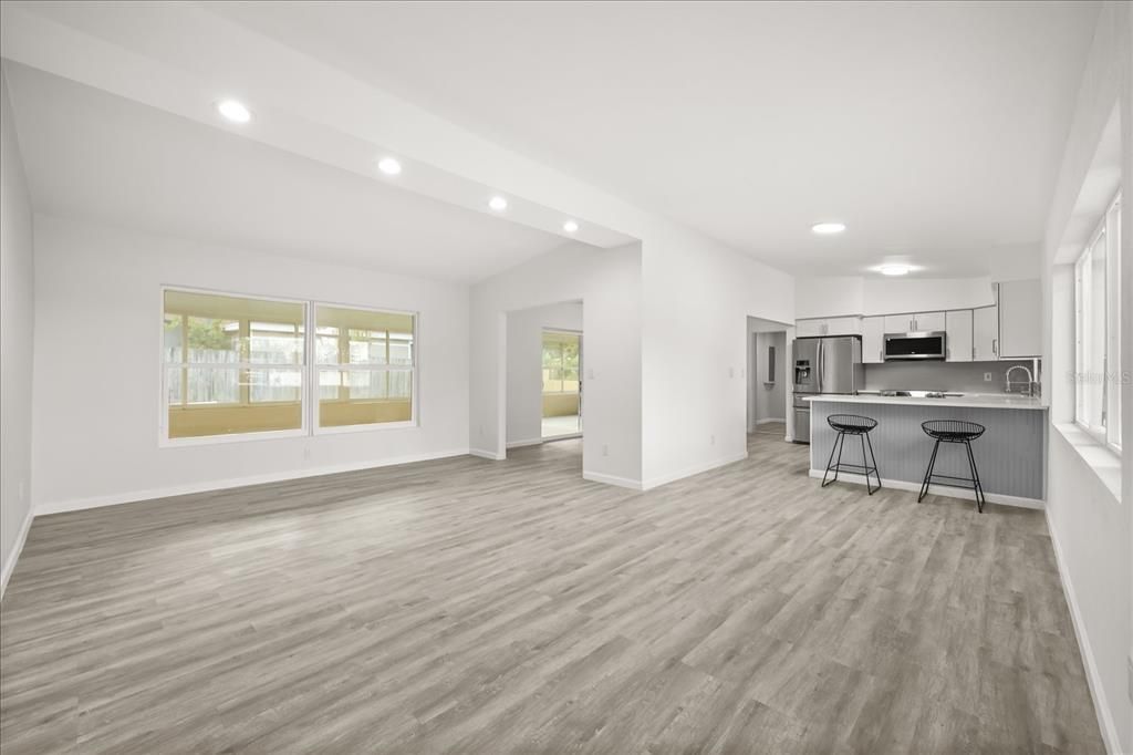 En Venta: $480,000 (4 camas, 3 baños, 2012 Pies cuadrados)