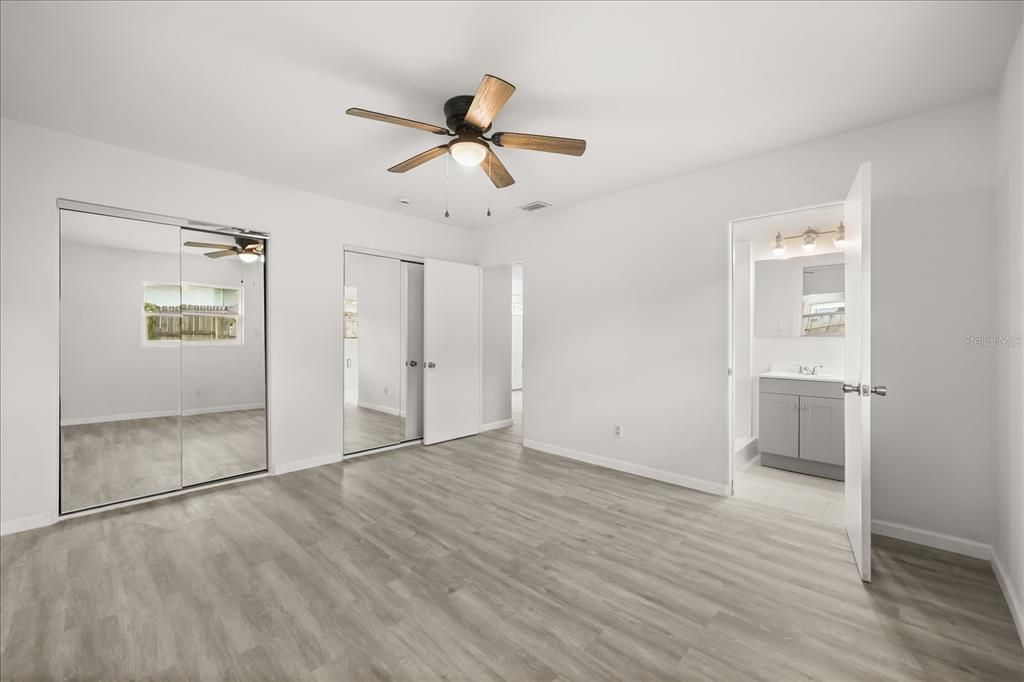 En Venta: $480,000 (4 camas, 3 baños, 2012 Pies cuadrados)