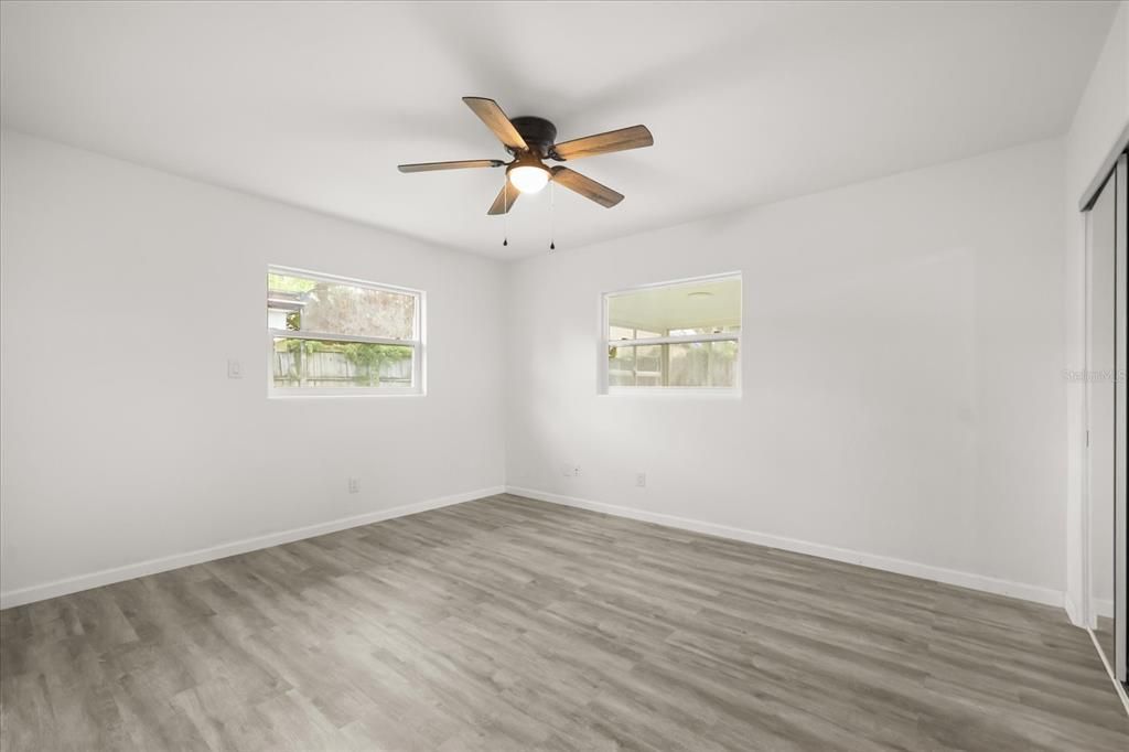 En Venta: $480,000 (4 camas, 3 baños, 2012 Pies cuadrados)