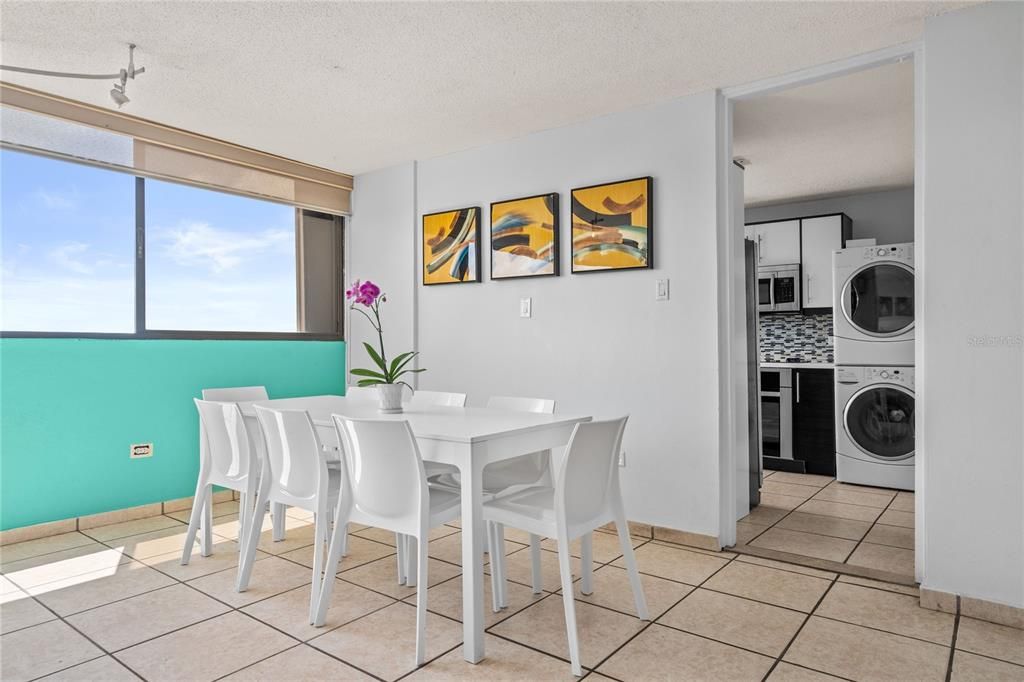 出租: $2,650 (2 贝兹, 2 浴室, 1149 平方英尺)