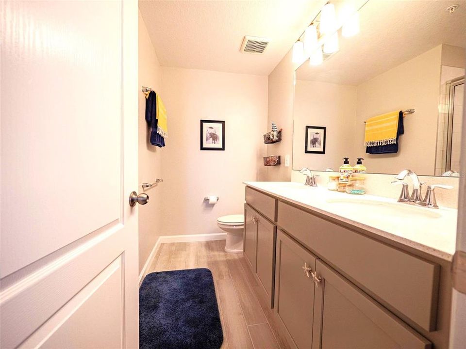 Active With Contract: $339,500 (3 beds, 2 baths, 1587 Square Feet)