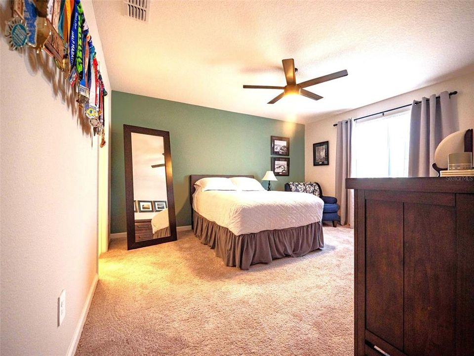 Active With Contract: $339,500 (3 beds, 2 baths, 1587 Square Feet)