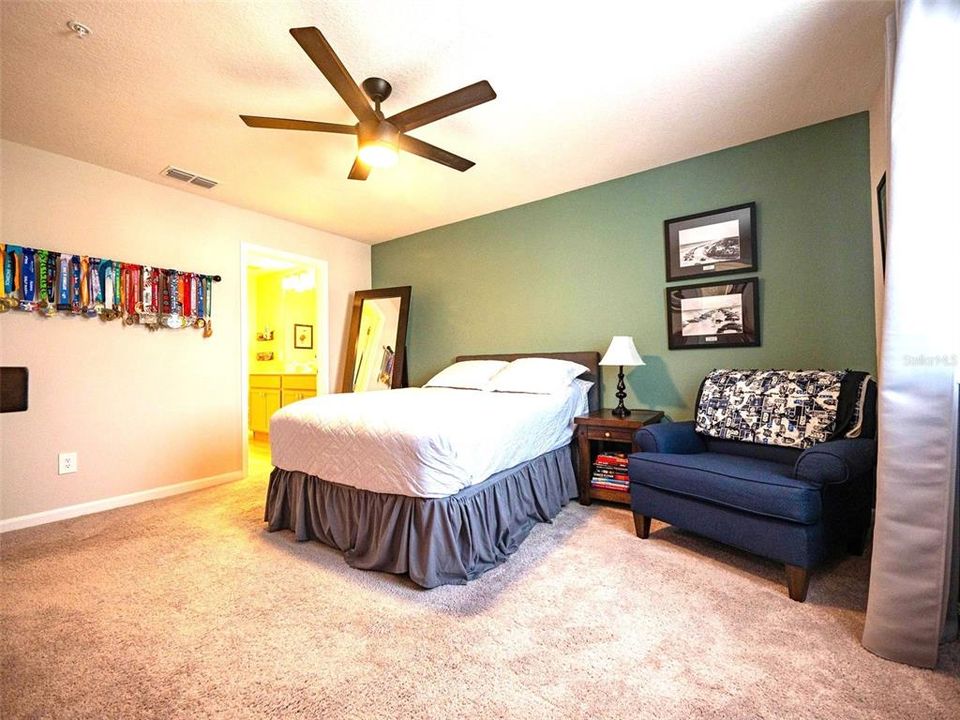 Active With Contract: $339,500 (3 beds, 2 baths, 1587 Square Feet)
