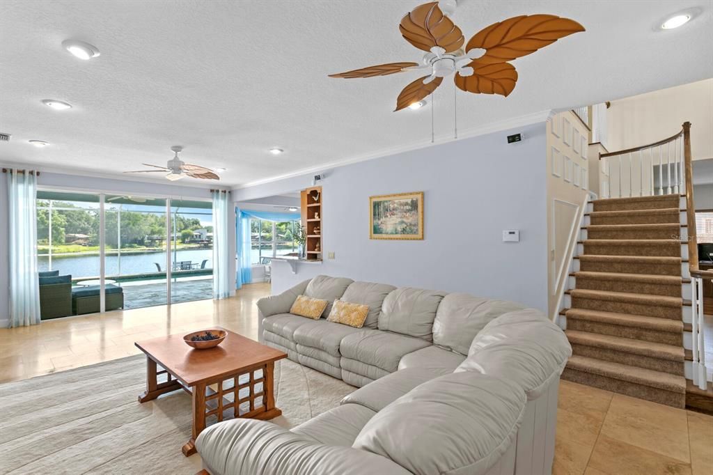 For Sale: $1,169,900 (5 beds, 3 baths, 4144 Square Feet)