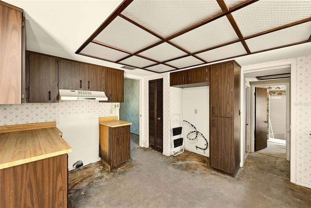 На продажу: $725,000 (3 спален, 3 ванн, 1952 Квадратных фут)