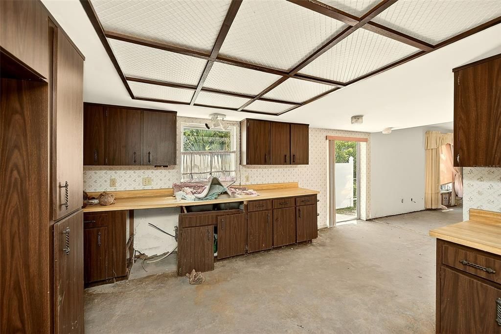 На продажу: $725,000 (3 спален, 3 ванн, 1952 Квадратных фут)