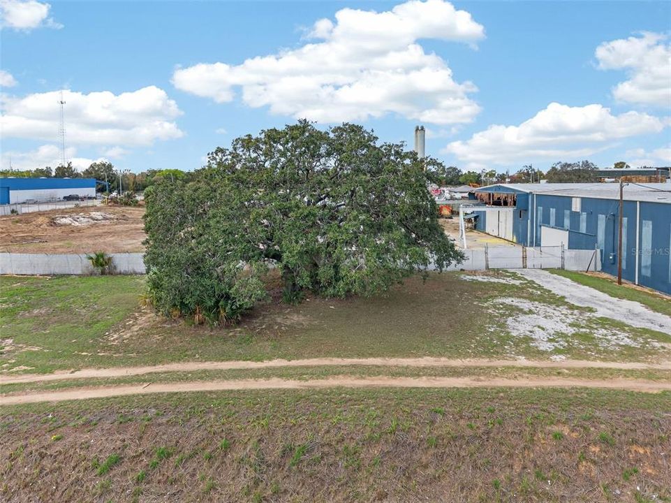 待售: $199,999 (0.19 acres)