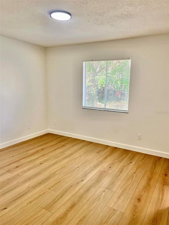 На продажу: $315,000 (3 спален, 2 ванн, 1352 Квадратных фут)