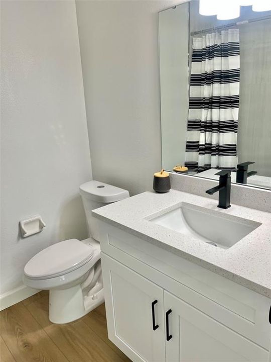 На продажу: $315,000 (3 спален, 2 ванн, 1352 Квадратных фут)