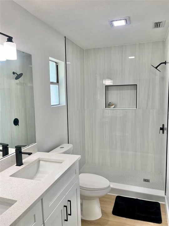 На продажу: $315,000 (3 спален, 2 ванн, 1352 Квадратных фут)