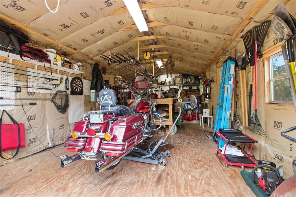 Под контрактом: $410,000 (3 спален, 2 ванн, 1667 Квадратных фут)