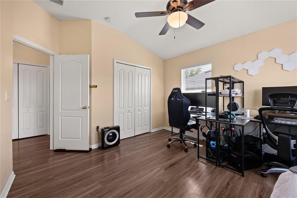 For Sale: $224,900 (2 beds, 2 baths, 1214 Square Feet)