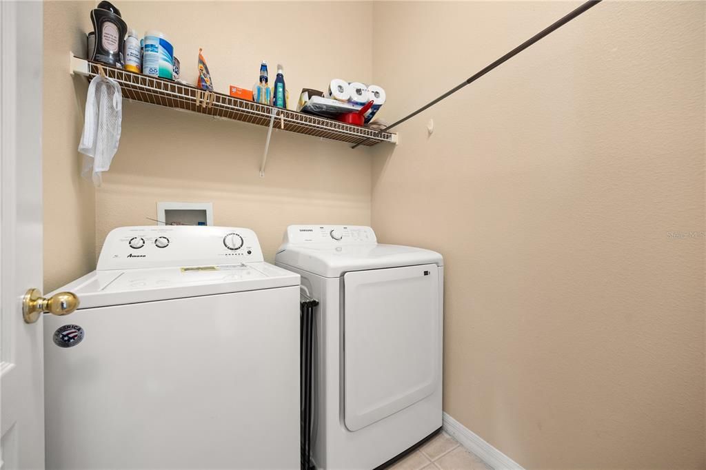 For Sale: $224,900 (2 beds, 2 baths, 1214 Square Feet)