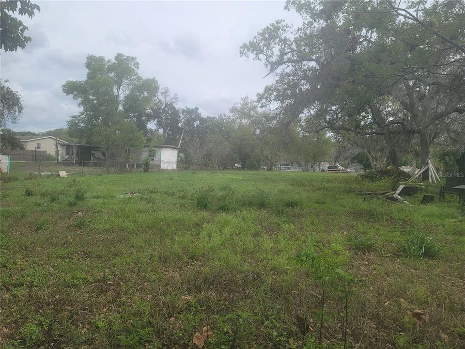 На продажу: $74,000 (0.61 acres)