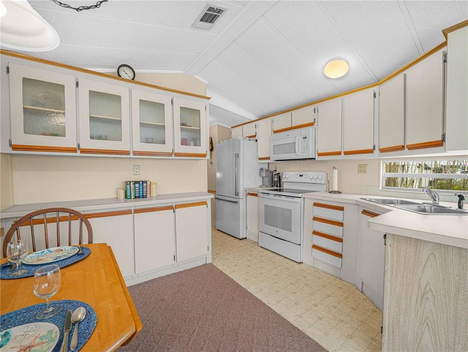На продажу: $79,500 (1 спален, 1 ванн, 408 Квадратных фут)