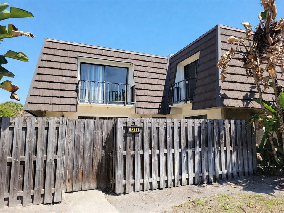 En Venta: $109,700 (2 camas, 2 baños, 1236 Pies cuadrados)
