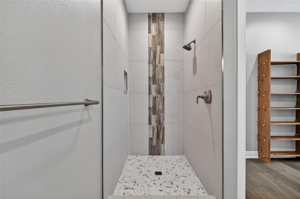 En Venta: $4,395,000 (4 camas, 4 baños, 4487 Pies cuadrados)