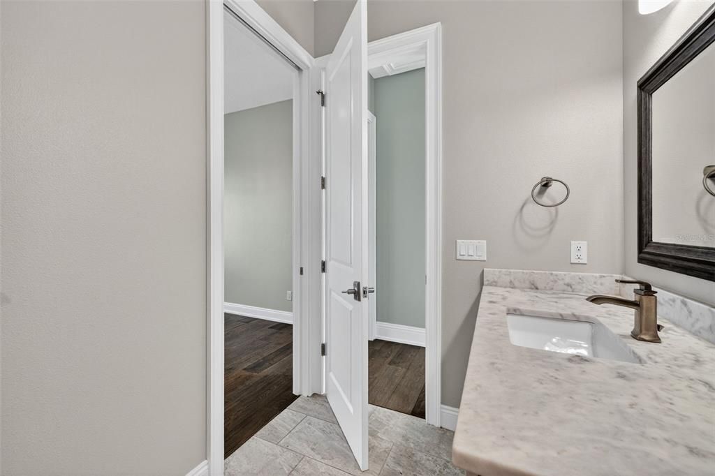En Venta: $4,395,000 (4 camas, 4 baños, 4487 Pies cuadrados)