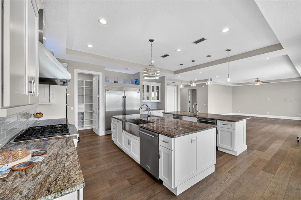 En Venta: $4,395,000 (4 camas, 4 baños, 4487 Pies cuadrados)