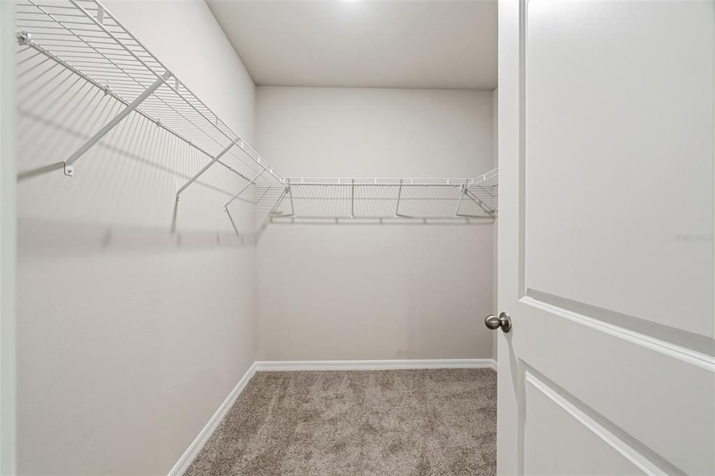 En Renta: $2,295 (4 camas, 2 baños, 1828 Pies cuadrados)