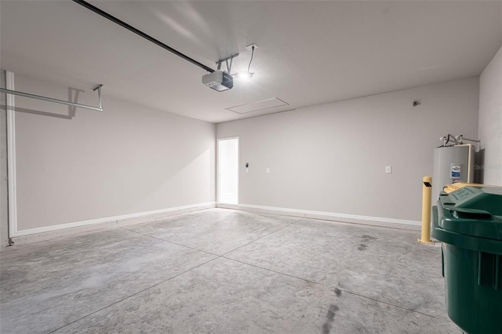 En Renta: $2,295 (4 camas, 2 baños, 1828 Pies cuadrados)