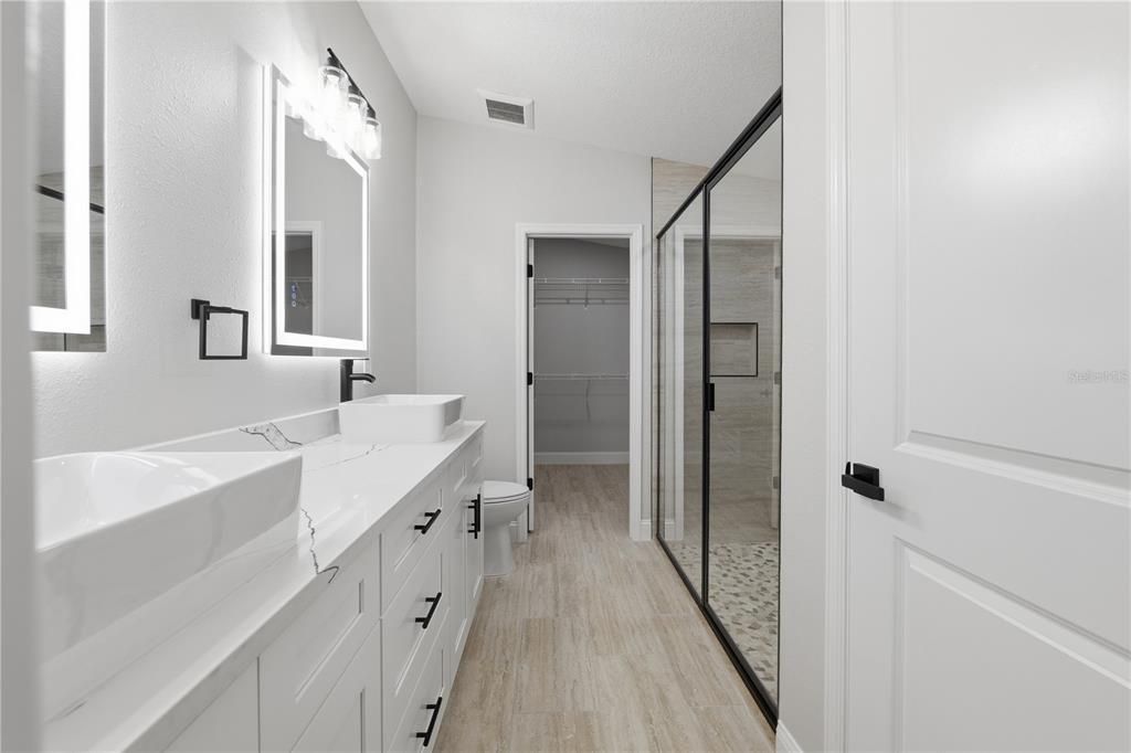 En Venta: $423,990 (3 camas, 2 baños, 1683 Pies cuadrados)