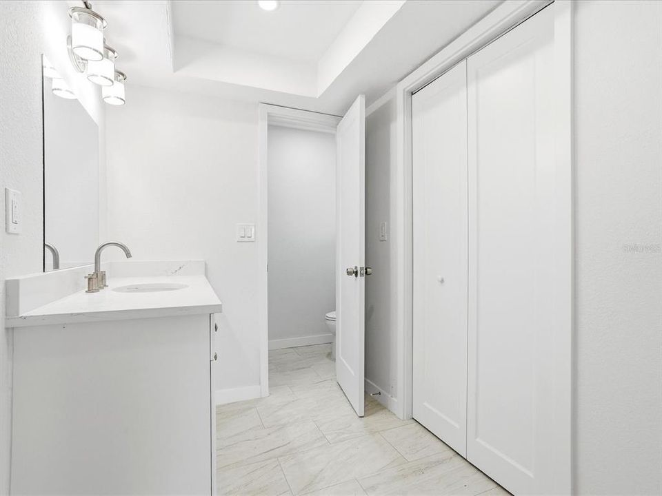 Activo con contrato: $349,900 (3 camas, 2 baños, 1646 Pies cuadrados)