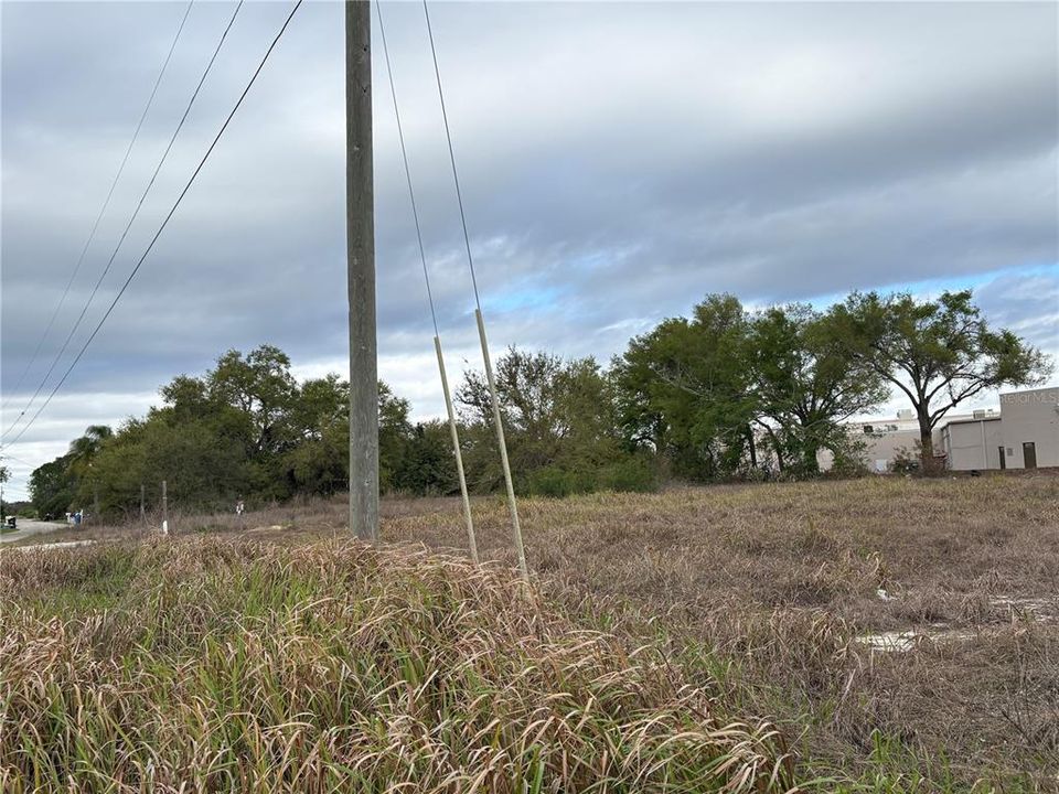 For Sale: $325,000 (1.01 acres)