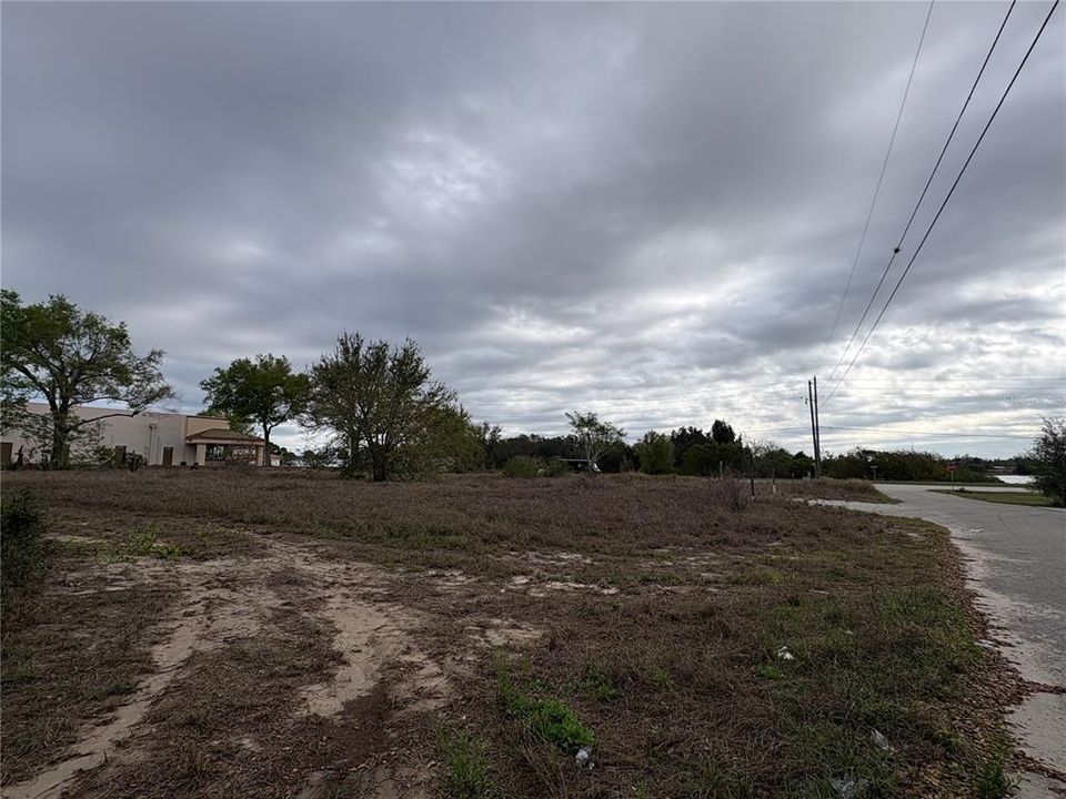 For Sale: $325,000 (1.01 acres)