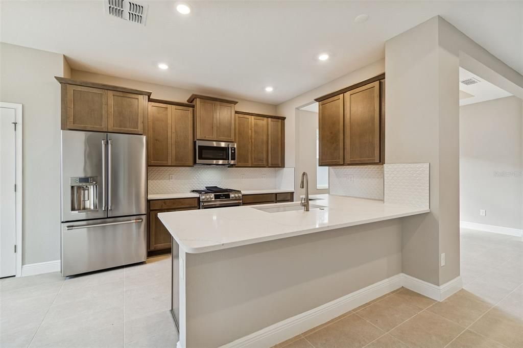 En Venta: $399,990 (3 camas, 2 baños, 1715 Pies cuadrados)
