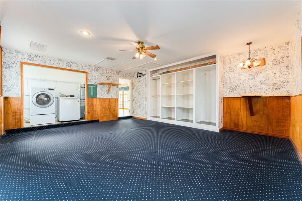 Под контрактом: $825,000 (3 спален, 2 ванн, 1931 Квадратных фут)