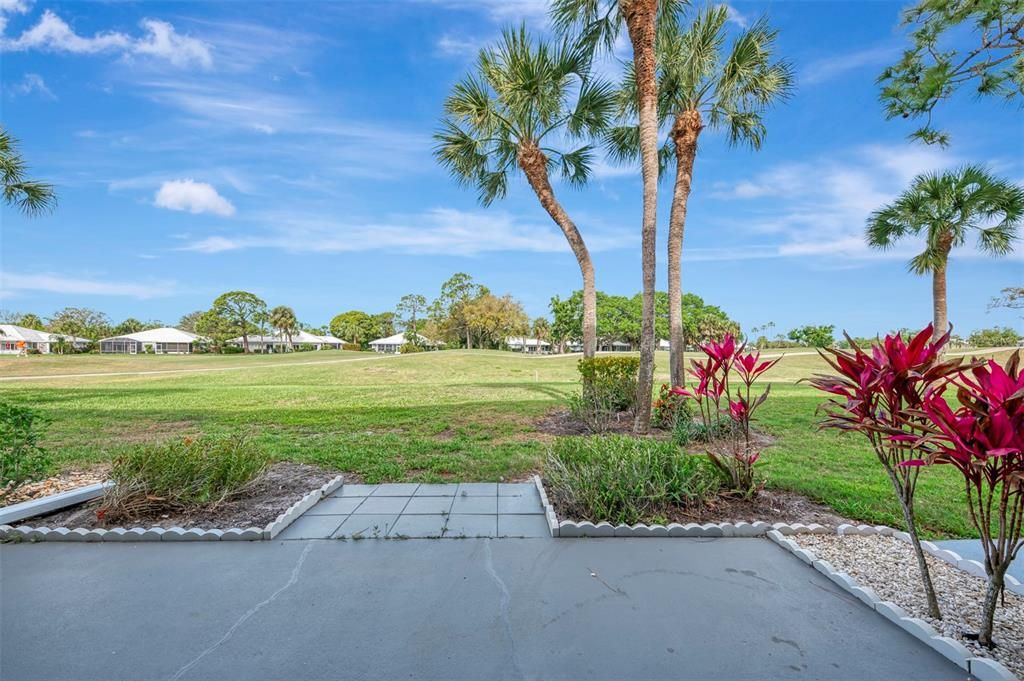 For Sale: $249,900 (2 beds, 2 baths, 1002 Square Feet)