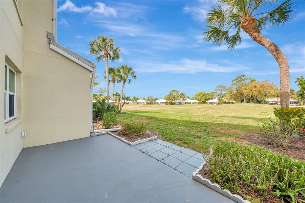 For Sale: $249,900 (2 beds, 2 baths, 1002 Square Feet)