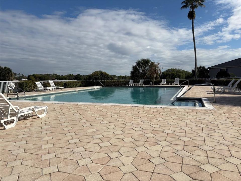 For Sale: $178,000 (2 beds, 2 baths, 1152 Square Feet)