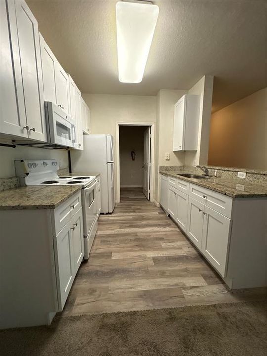 For Sale: $178,000 (2 beds, 2 baths, 1152 Square Feet)