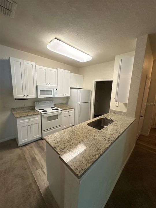 For Sale: $178,000 (2 beds, 2 baths, 1152 Square Feet)