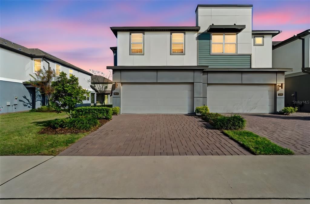 Vendido Recientemente: $475,000 (3 camas, 2 baños, 2312 Pies cuadrados)