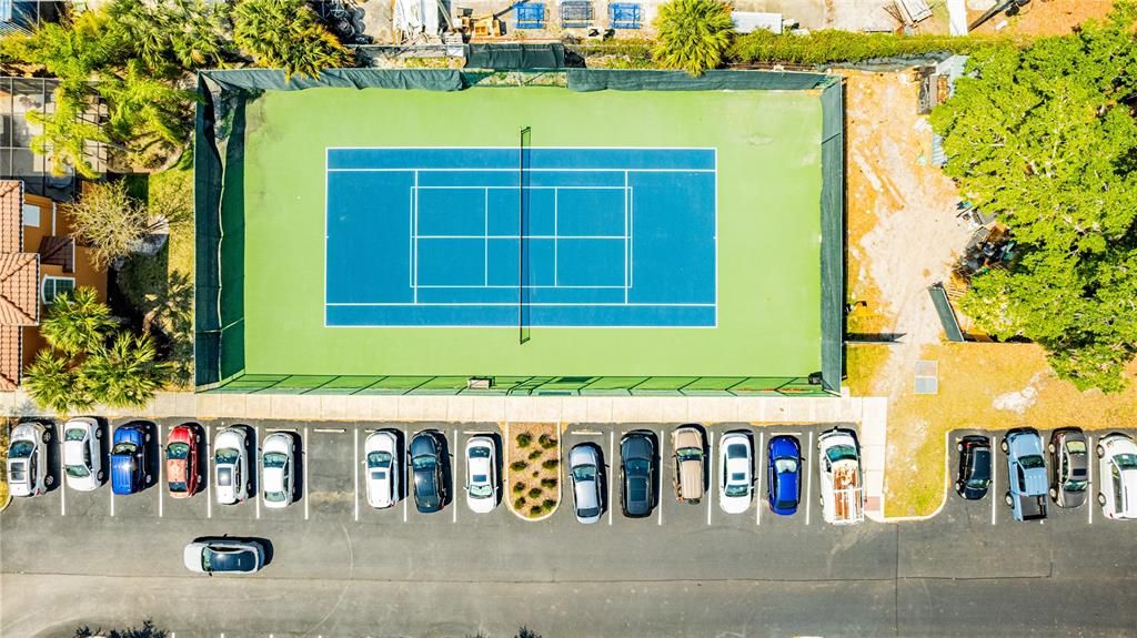На продажу: $285,000 (2 спален, 2 ванн, 1350 Квадратных фут)